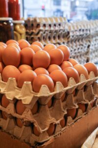 El precio del huevo está por las nubes y en algunos casos llega hasta 400 pesos