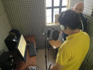 Defensora regional dialogó con jóvenes del Sename en Punta Arenas