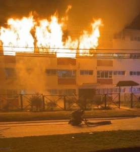Incendio devastó ocho departamentos en Bulnes con Manantiales