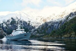 Pescador cayó al mar y se encuentra desaparecido