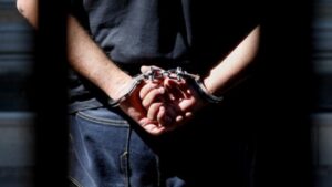 Cárcel para sujeto que agredió a su pareja y que en tres ocasiones trasgredió la prohibición de acercarse a ella