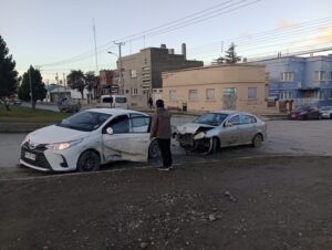 Se registraron una seguidilla de accidentes vehiculares en Avenida España durante el día