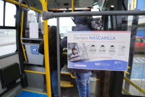 Con “mayor intensidad” Salud y Transportes recomendaron uso de mascarilla en transporte público