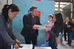 Ministerio de Vivienda reitera llamado a informarse por canales institucionales