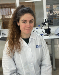Estudiante de Escocia realizó su tesis de magíster en Inach