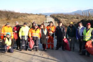 Más de 180 metros cúbicos de basura se retiraron en último operativo de limpieza en Natales