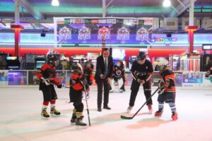 Ayer se dio inicio al torneo de hockey sobre hielo “Copa  Kotaix 2023”