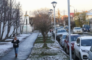 Calle Angamos contará con mejor iluminación tras instalación de 59 nuevos postes