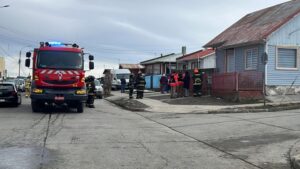 Dos compañías de bomberos acudieron a emergencia en Punta Arenas