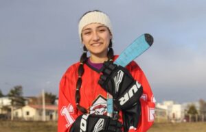Deportista magallánica se prepara para torneo internacional de Hockey sobre hielo