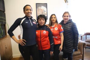Selección magallánica y de Chile de Balonmano Máster Femenino se prepara para la Copa América 2023