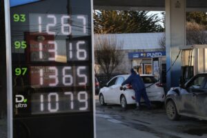 Gasolina de 93 octanos llegó a $1.267, el mayor precio desde enero