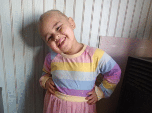 Familia de niña magallánica con cáncer invita a registrarse como donantes de células madre sanguíneas