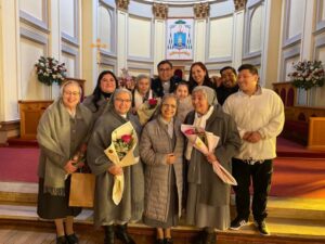 Más de un centenar de católicos magallánicos celebró la Asunción de la Virgen