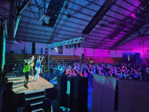 Zumba vs. Axe acaparó al público magallánico