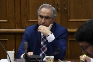 Renovación Nacional exige disculpas del Presidente Boric