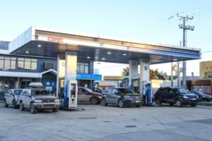 Gasolinas suben hoy 27 pesos a nivel nacional y regional