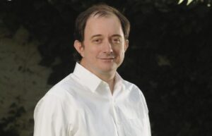“Echamos de menos el país que existía antes del estallido social”