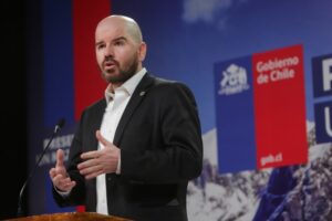 UDI y Republicanos advierten que no cederán en reforma a pensiones