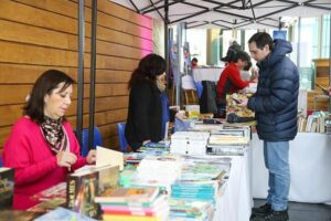 Más de mil personas visitaron la XXV versión Feria del Libro “Dinko Pavlov”