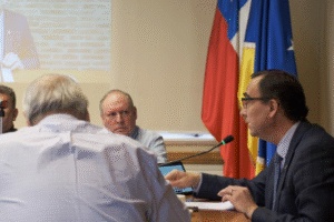 Consejero regional acusa a equipo de gobernador Flies de borrar información relevante: constituiría un grave delito