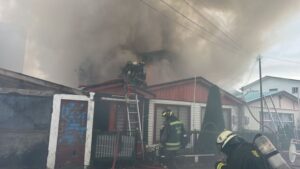 Familia lo perdió todo en incendio ocurrido hoy en Punta Arenas