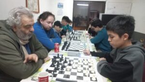 Con 35 ajedrecistas inició torneo memorial Ricardo Mattioni Palma