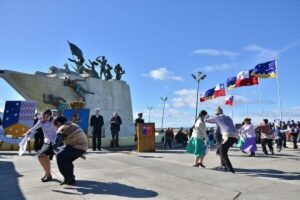 Sin feriado regional hoy se conmemora Toma de Posesión del Estrecho de Magallanes