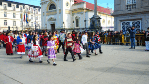 Por primera vez una delegación del Liceo Donald Mc Intyre dijo presente en desfile en Punta Arenas