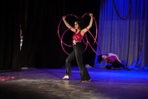 Con show circense cartelera cultural del municipio una vez más cautivo a la ciudadanía