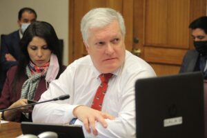 Senador Kusanovic exigió al Gobierno responder a declaraciones de canciller argentino Santiago Cafiero