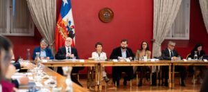 Ley de Presupuestos 2024: Hacienda proyecta un PIB Tendencial de 2,3%
