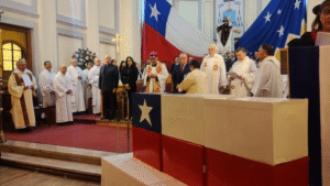 Mensaje de obispo Óscar Blanco en Te Deum generó encontradas reacciones