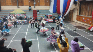 La abnegada labor de las agrupaciones de Cueca en Fiestas Patrias