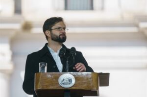 Presidente Boric defendió reputación de Carabineros ante insultos del dictador de Nicaragua