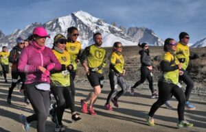 Maratonistas desafiaron el circuito montañoso de Torres del Paine