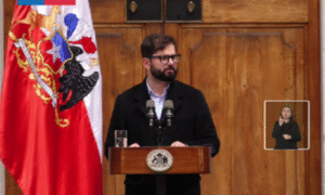 Boric reconoció el gran trabajo a la comunidad que realizan las iglesias evangélicas