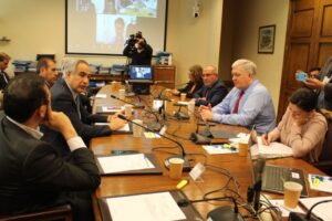 Senador Kusanovic cuestionó a autoridades por excusas en retraso de reglamentos del Estatuto Chileno Antártico