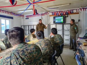 Personal de Carabineros orientó a conscriptos para postulaciones a la Esfocar