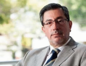 Analista internacional por nuevo conflicto en Medio Oriente: “Magallanes va a ser más afectado que el resto del país por esto”