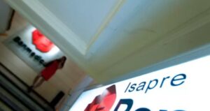 Parlamentarios valoran solicitud de prórroga de fallo contra isapres