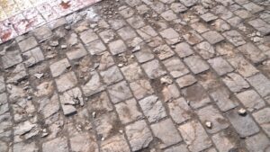 Empresa que realizó arreglos en Plaza de Armas no se hará cargo de reparaciones