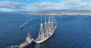 La “Dama Blanca” recaló en Punta Arenas