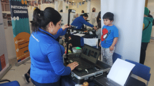 Párvulos de la Junji se sacaron la foto para obtener su primera cédula de identidad