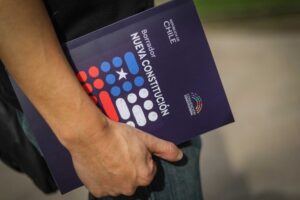 Gloria Hutt: “Es un buen texto y que tiene aportes muy importantes”