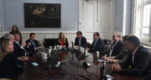 Partidos que rechazaron el 4S buscarán destrabar nudos del Consejo