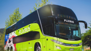 Nueva línea de buses low cost se instalará en Chile