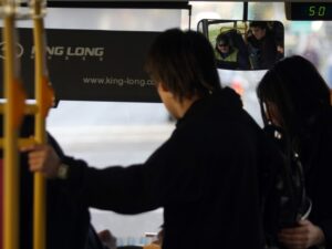 Presentan proyecto de ley que aumenta sanciones a quienes evadan el pago del transporte público
