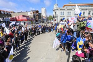 Gobierno ofreció primera propuesta de reajuste al sector público