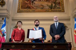 Como una ceremonia “republicana” catalogaron los magallánicos la entrega de la propuesta Constitucional